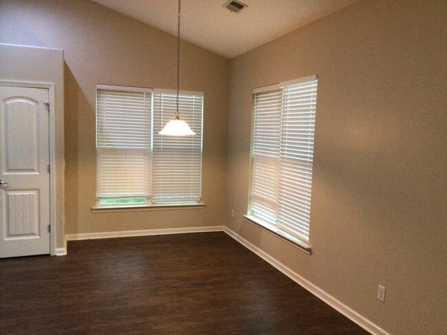 Photo - 26 Bay Willow Ct