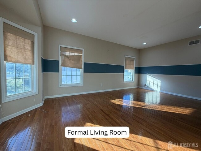 Photo - 105 Churchill Ave