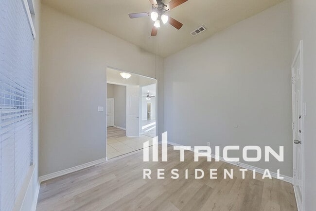 Photo - 116 Fox Trail