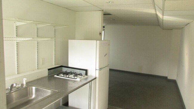 Photo - 19 E 22nd St Unidad Basement