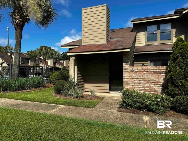 Building Photo - 200 Parma Dr