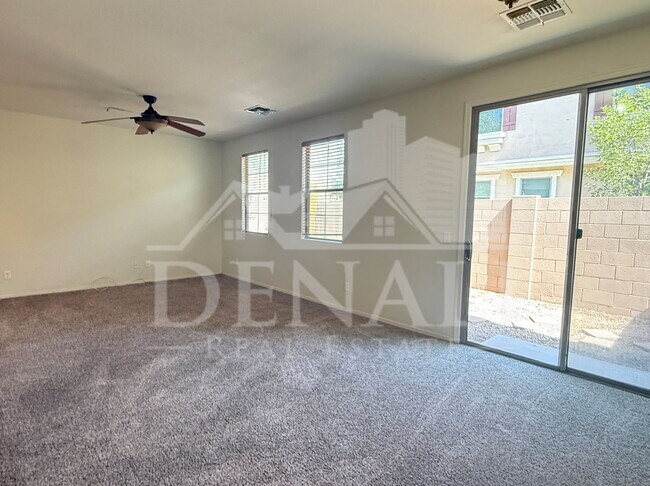 8198 W Groom Creek Rd
