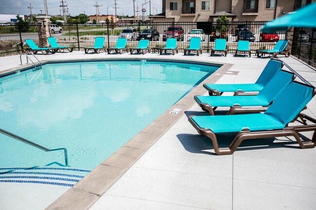 Photo - The Sterling Apartments at Grand Island