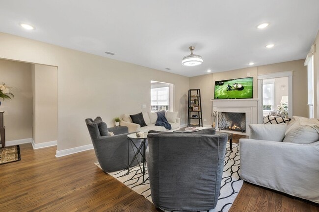 Photo - 518 Ingleside Ave