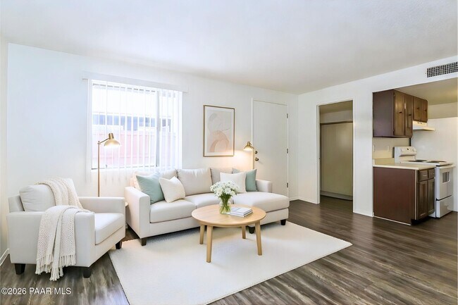 Photo - 2625 N Alvernon Way