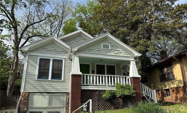 Building Photo - 106 Boles St Rental