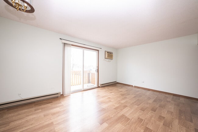 Photo - 218 Madison St