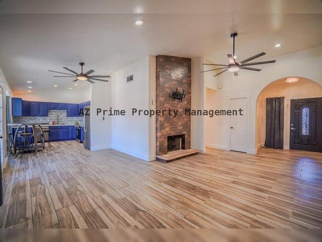 Photo - 9054 N 84th Ln