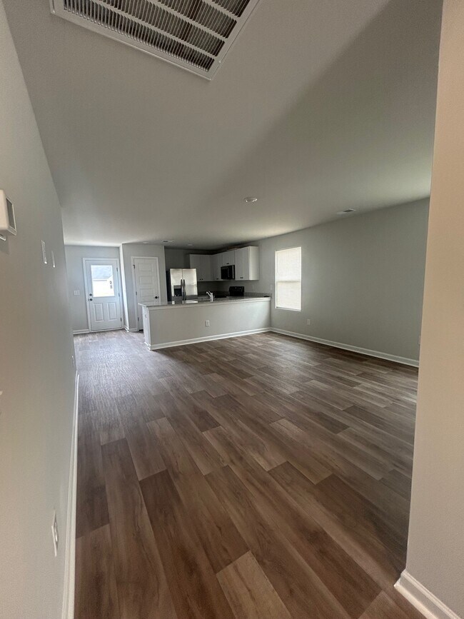 Photo - 1732 King Oaks Lp