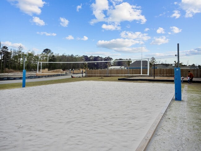 Photo - 338 Edgewater Wy