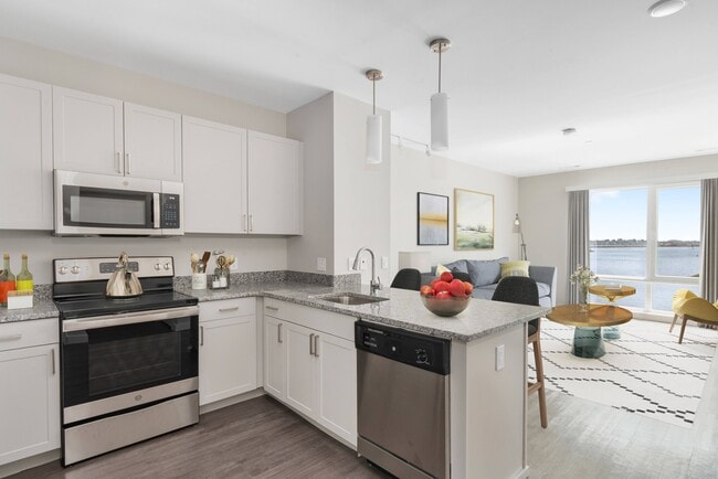 Photo - Breakwater North Harbor