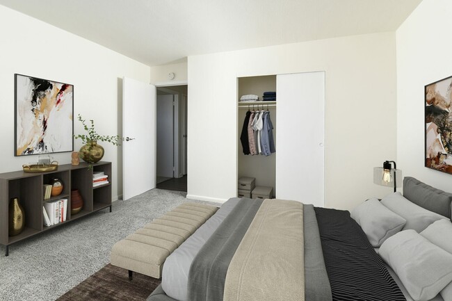 Bedroom - Hamilton Hall