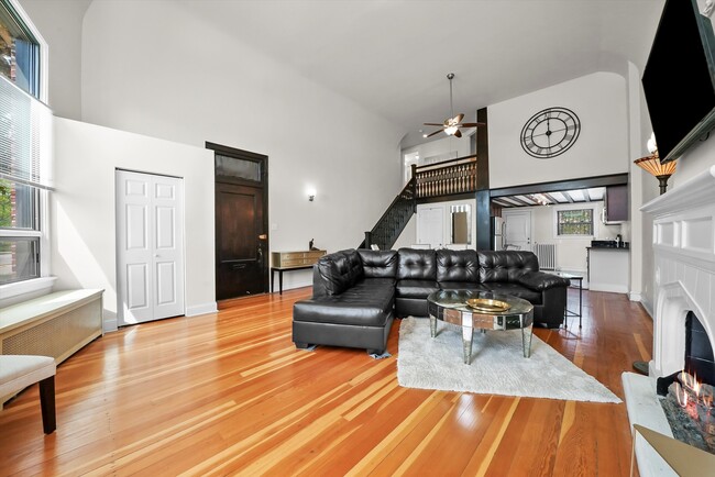 Photo - 30 Lawton Rd Unit 1