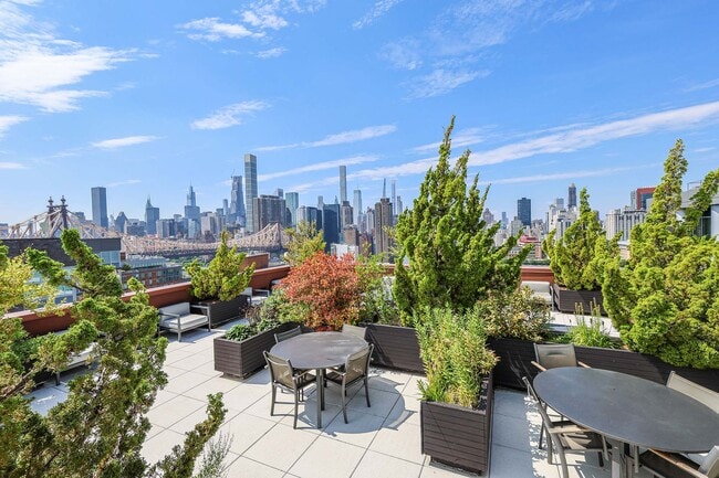 Photo - Riverwalk Point