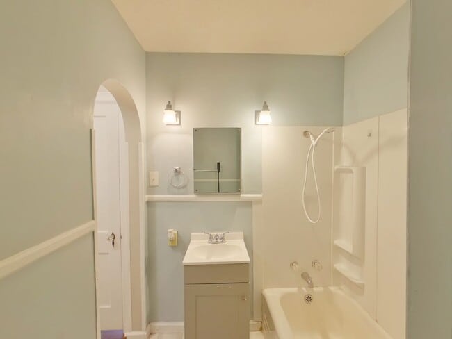 Photo - 352 N Fern St