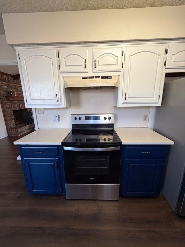 Photo - 220 Norwood Dr