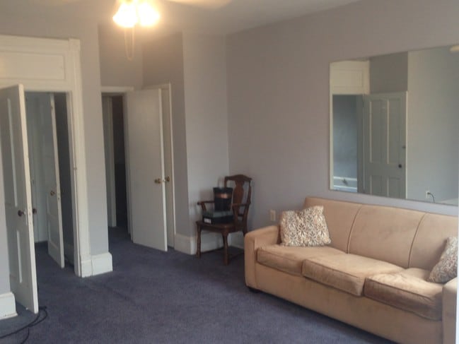 Photo - 219 C St NE Unit 2