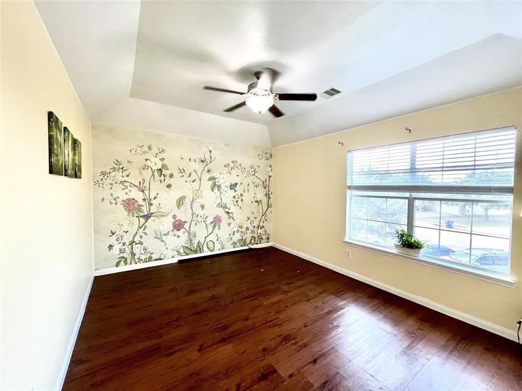 Photo - 19111 Canaras Ct