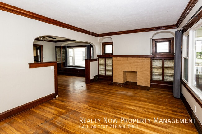 Photo - 3765 W 134th St Unidad 1