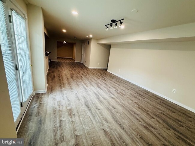 Photo - 2893 Myrtlewood Dr