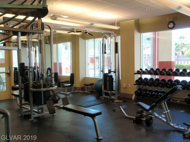 Photo - 83 E Agate Ave Unit 204