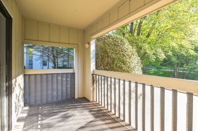 Photo - 301 Abbey Cir