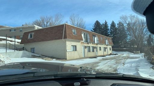 Building Photo - "Charming 2-Bed Sanctuary in Minot's Heart – 858 Sq Ft of Cozy Living!"