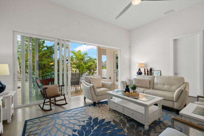 Photo - 811 108th Ave N