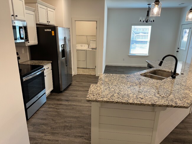 Photo - 5 Hawthorn Ln