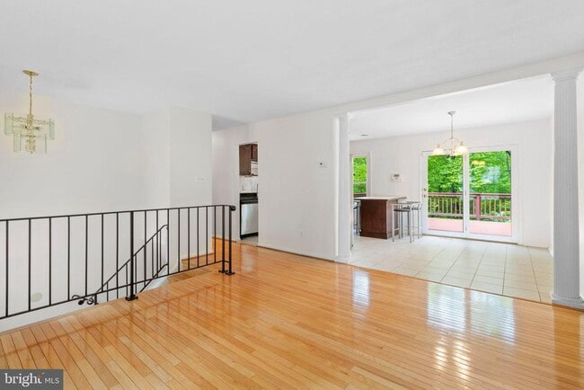 Building Photo - 7700 Newington Forest Ave Rental