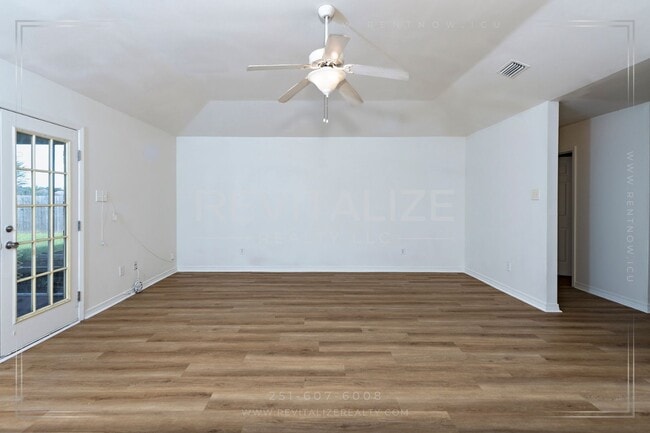 Photo - Spacious 3-Bedroom Home with Open Floor Plan and Big Backyard in West Mobile!