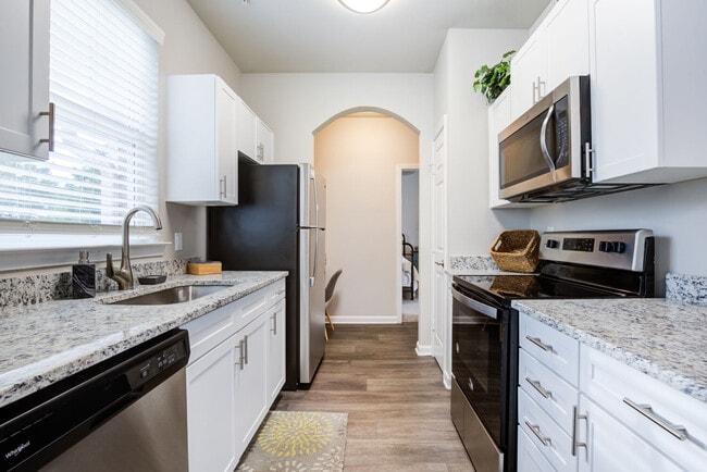 Photo - North Hills at Town Center