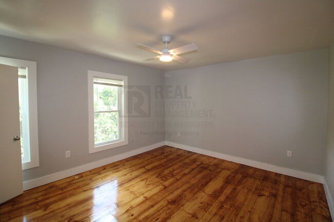 Photo - 3 Baker St Unit 4