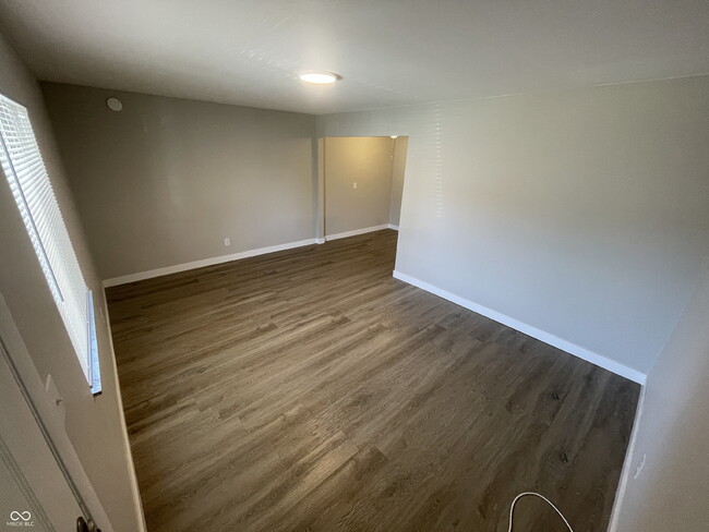 Photo - 135 W Hendricks St Unit 2