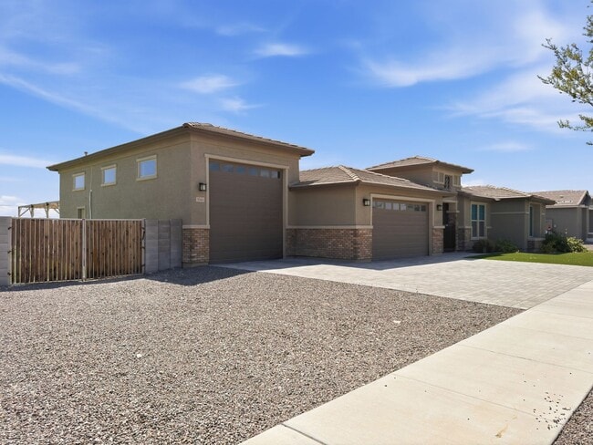 Photo - 5543 N 107th Ln