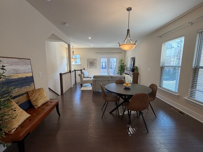 Photo - 16034 Roscoe Ln