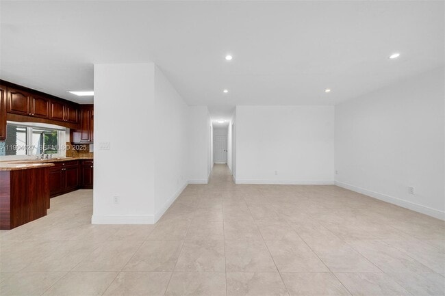 Photo - 7575 SW 134th St