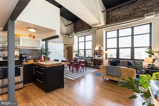 Building Photo - 849 S 7th St Unit 4C Rental