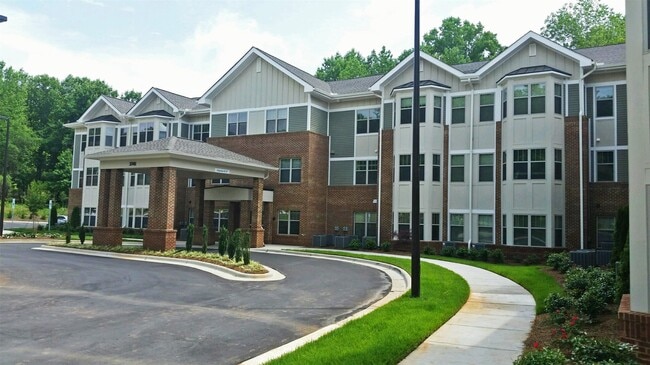 Building Photo - 2741 Dr Carver Rd Rental