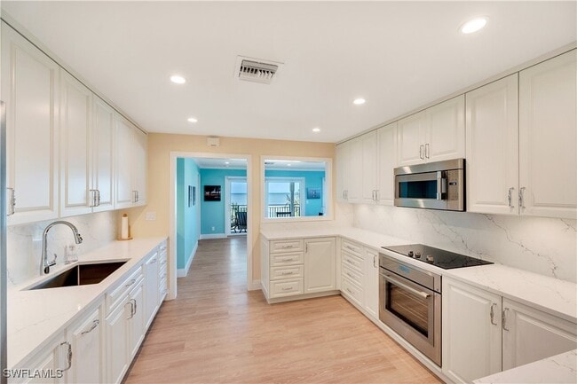 Photo - 1065 Gulf Shore Blvd N Unidad 201