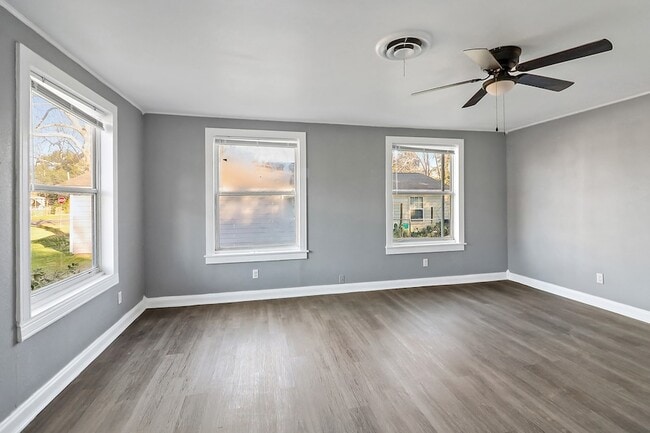 Photo - 506 Trinity St