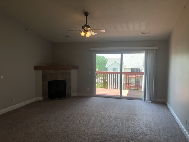 Building Photo - 641 E 46th St Unit A-11