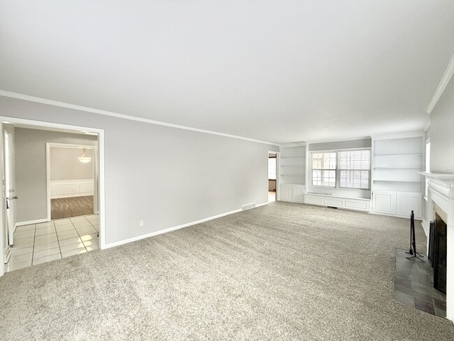 Photo - 2431 Blarney Stone Dr