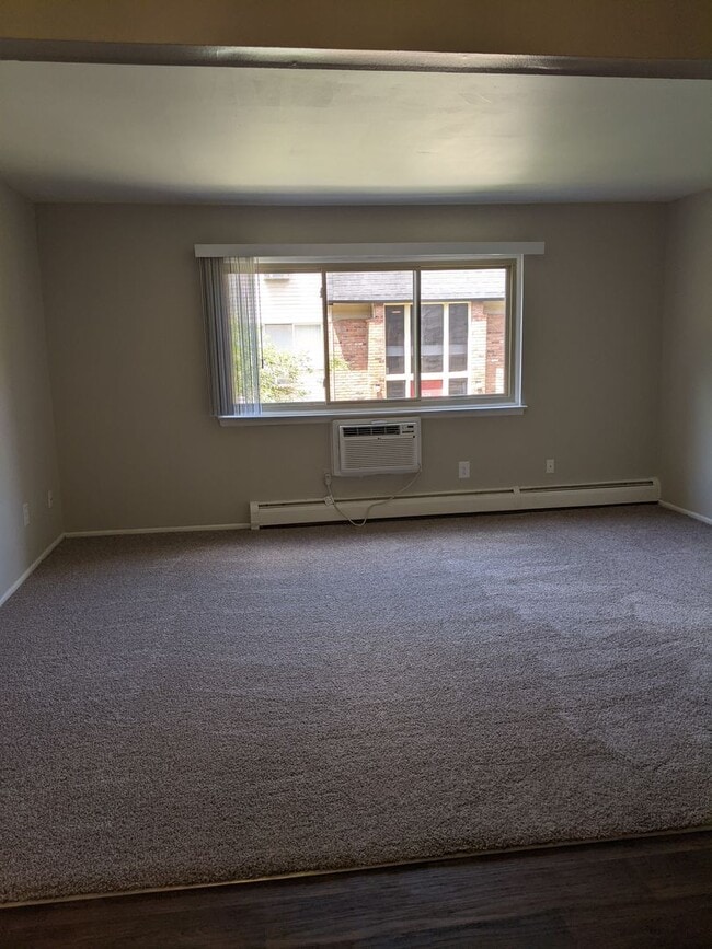 Photo - Charming 1 Bedroom/1 Bath near Downtown Rochester! Unit 837-102