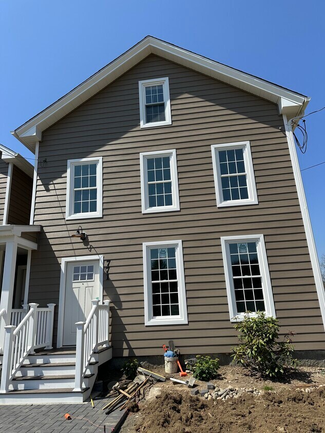 Photo - 771 Watertown Rd (Middlebury, CT)