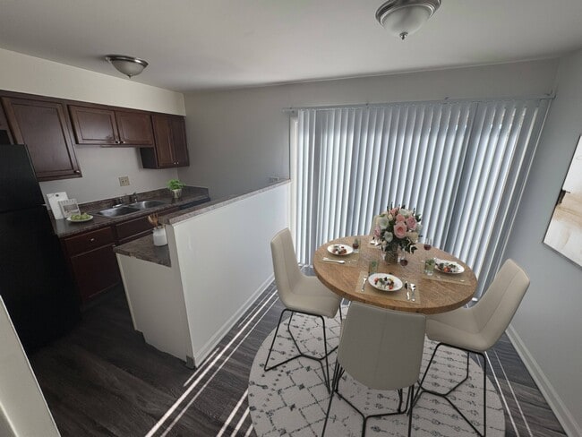 Rivers Edge Apartments and Townhomes