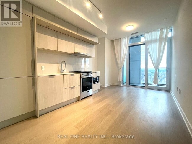 Photo - 448 Burnhamthorpe Rd W Unité 2109