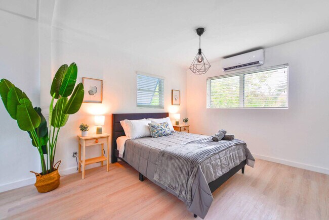 Photo - 515 NE 82nd St Unidad FL2-ID1022245P