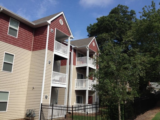 Seversville Apartments - Seversville Apartments