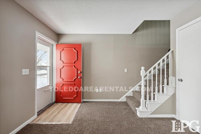 Photo - 28776 Starbright Blvd